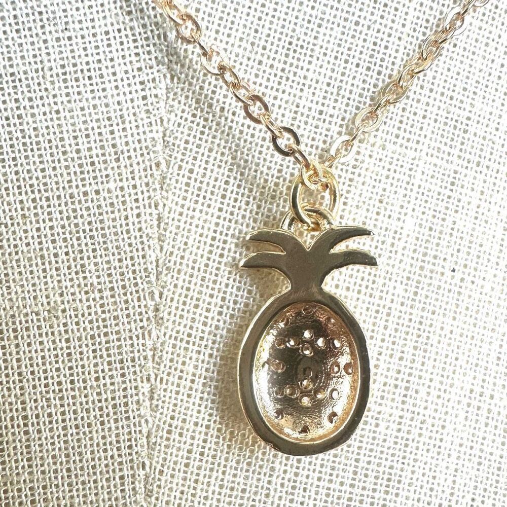 Pineapple gold tone dainty pendant necklace - Picture 3 of 7